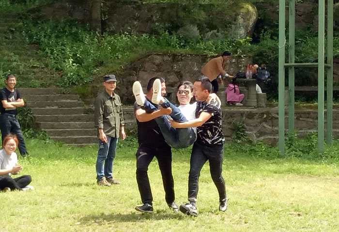չѵ